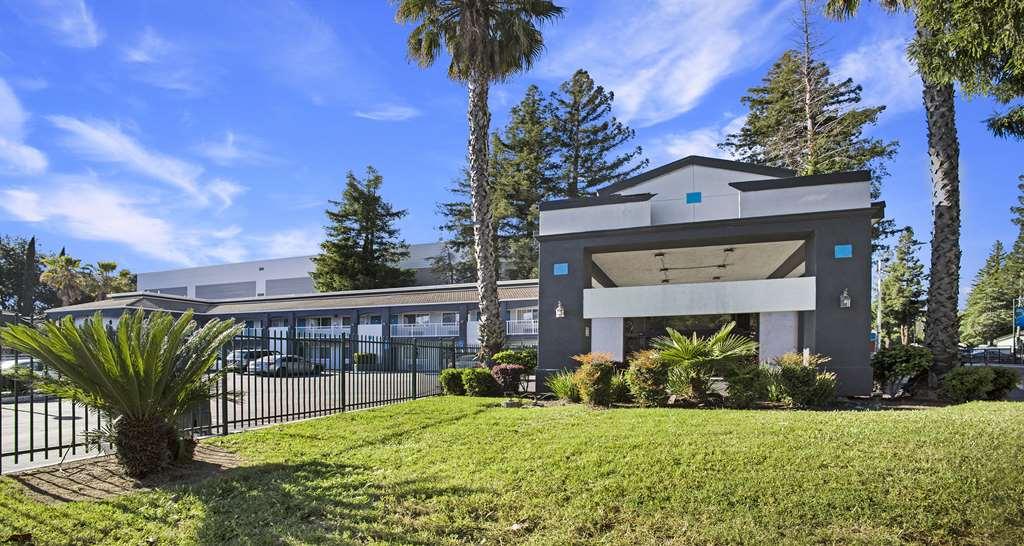Surestay Plus Hotel By Best Western Sacramento North Exteriör bild