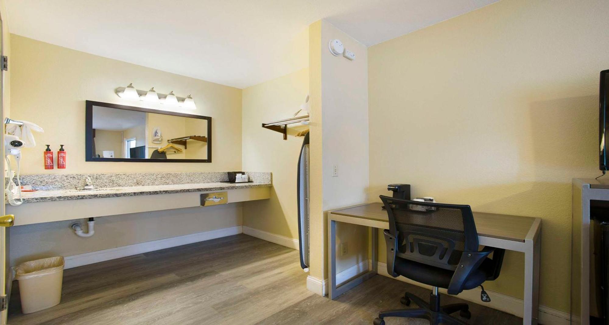 Surestay Plus Hotel By Best Western Sacramento North Exteriör bild
